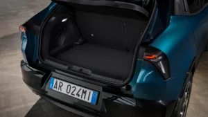 Alfa Romeo Junior E Kofferraum