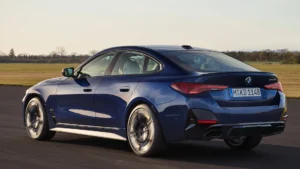 BMW i4 eDrive40 Heckansicht