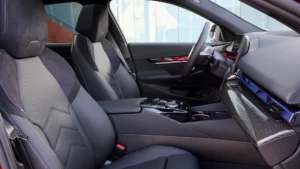 BMW i5 eDrive40 Touring Sitze