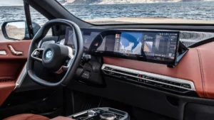 BMW iX xDrive50 Infotainment