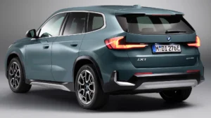 BMW ix1 eDrive20 Heckansicht