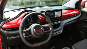 Fiat 500e Innenraum