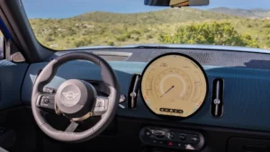 Mini Countryman E Infotainment