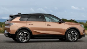 Opel Grandland Electric Seitenansicht