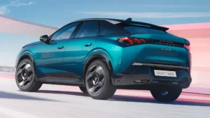 Peugeot e-3008 Heckansicht