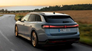 VW ID7 Tourer Pro Heckansicht