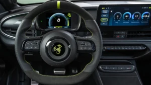 Abarth 600 E Infotainment