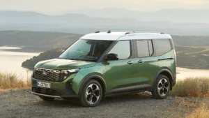 Ford E-Torneo Courier Aussenansicht