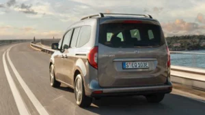 Mercedes EQT Heckansicht
