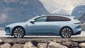 NIO ET5 Touring Seitenansicht