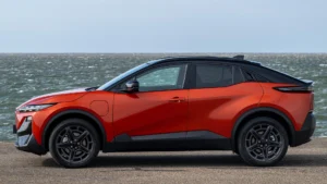 Subaru Uncharted Seitenansicht