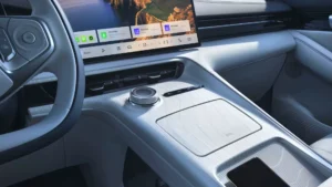 Geely E5 Infotainment